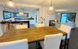 Showroom Alpha constructions