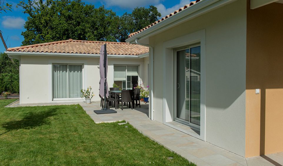 Showroom Alpha constructions