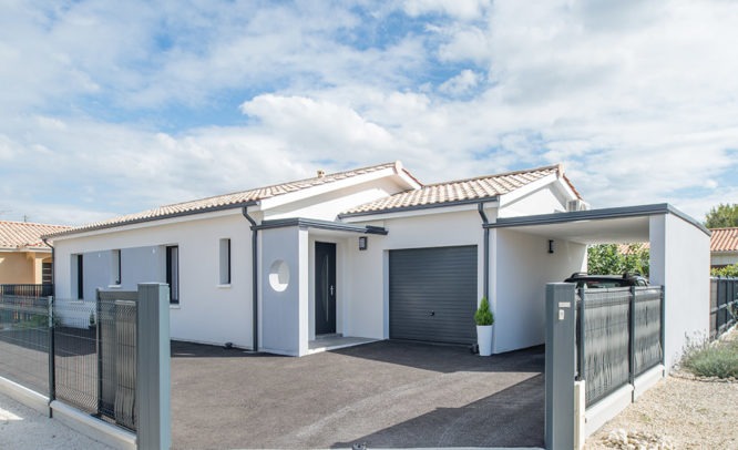une réalisation de 112m2 par Alpha Constructions