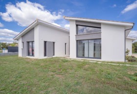 une réalisation de 122m2 par Alpha Constructions