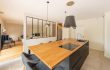 Showroom Alpha constructions