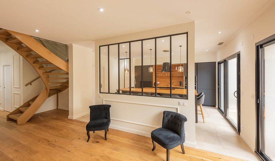 Showroom Alpha constructions