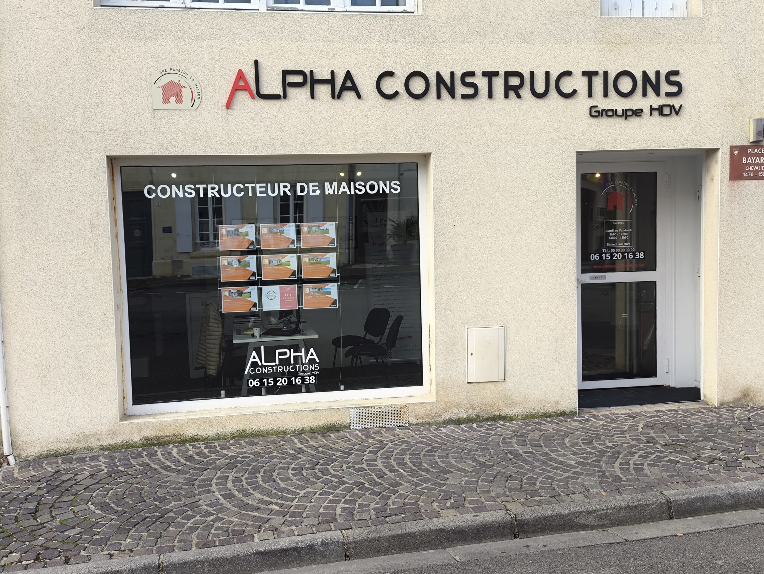 Cognac - Alpha Constructions