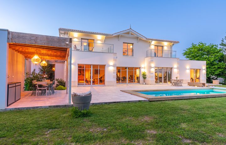 Réalisation Alpha constructions à Carignan : Maison de 240 m² avec 4 chambres