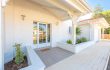 Showroom Alpha constructions