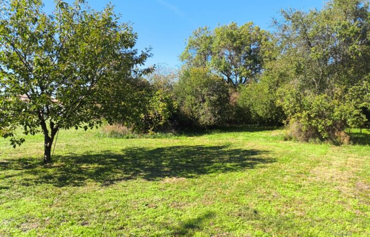 votre maison de 90m2 sur un terrain de 600m2 sur la commune de Saint-Ciers-Champagne au prix de 175000&euro; avec Alpha Constructions