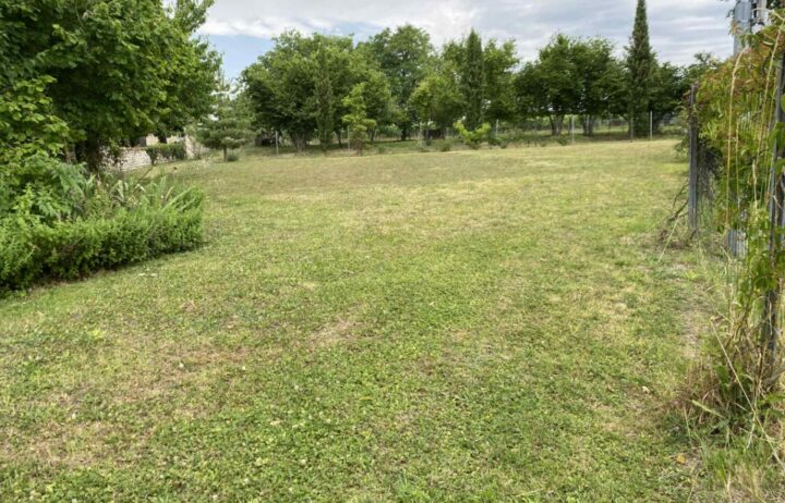 votre maison de 100m2 sur un terrain de 800m2 sur la commune de Germignac au prix de 217000&euro; avec Alpha Constructions