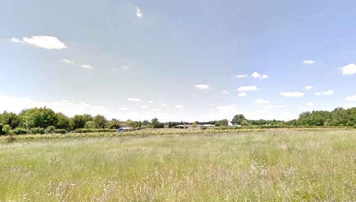 votre maison de 90m2 sur un terrain de 630m2 sur la commune de Loupes au prix de 258000&euro; avec Alpha Constructions